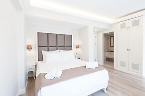 Perla Galata Hotel