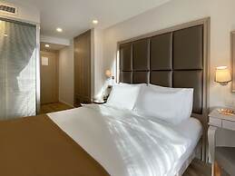 Perla Galata Hotel