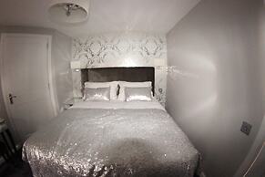 Shorehead Guest House