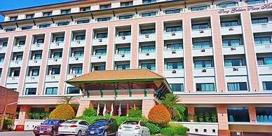 Sing Golden Place Hotel