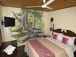 Parrot Lodge