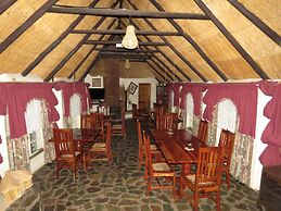 Parrot Lodge