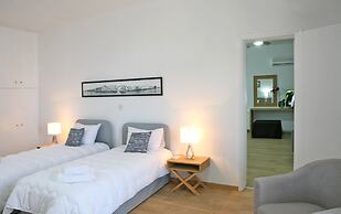 Corina Suites and Apartments