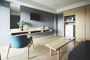 Theorie Hotel Sukhumvit 107 by SLH