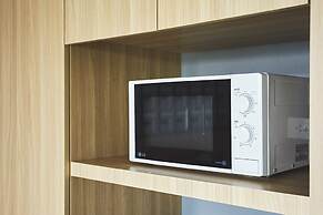 Theorie Hotel Sukhumvit 107 by SLH