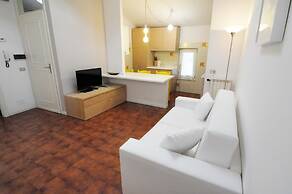 Aromi Piccolo Hotel