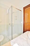 Aromi Piccolo Hotel