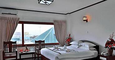 KMA 115 Miles Hotel