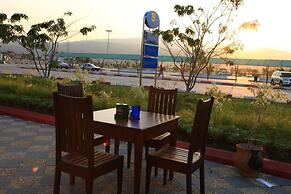 KMA 115 Miles Hotel