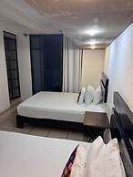 Hotel Maya Rue