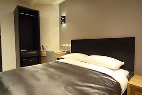 E-House