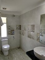 Hotel Pushpak
