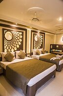 Hotel Pushpak