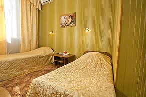Boyard Hotel