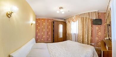 Boyard Hotel