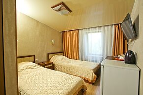 Boyard Hotel