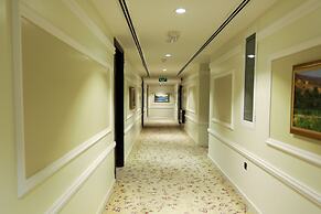 Remas Hotel Suites