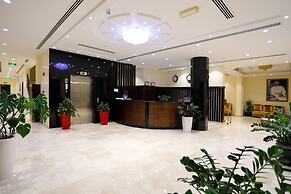 Remas Hotel Suites
