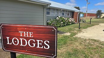 High View Family Cottages