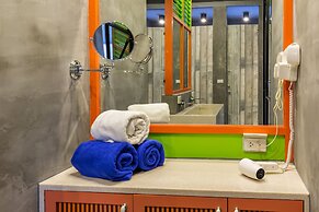 iSanook Hostel