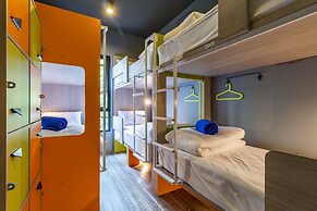 iSanook Hostel