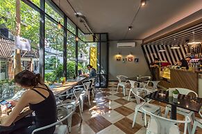 iSanook Hostel