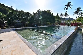 Koh Ngai Thanya Beach Resort