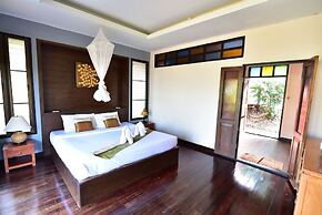 Koh Ngai Thanya Beach Resort