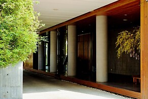 H Villa