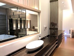 H Villa