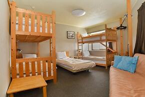 Black Diamond Lodge