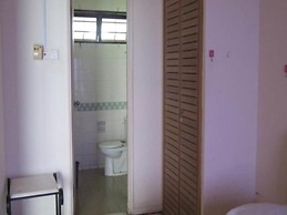 Paradise Lagoon Apartment