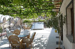 Sarıhan Cave Hotel