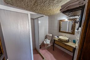 Sarıhan Cave Hotel