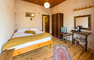 Sarıhan Cave Hotel
