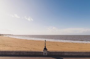 No.42 by GuestHouse Margate