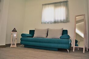 Anelia Boutique Studios & Apartments