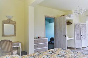 Anelia Boutique Studios & Apartments
