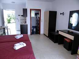 Anelia Boutique Studios & Apartments