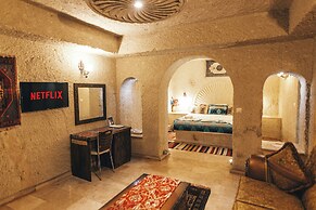 Goreme Valley Cave House