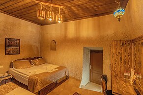 Goreme Valley Cave House