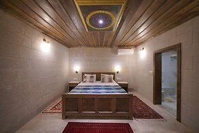 Goreme Valley Cave House