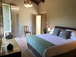MiaClara Relais