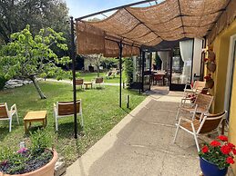 Logis Hôtel La Bastide de Grignan & Restaurant La Chênaie