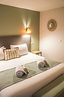 Logis Hôtel La Bastide de Grignan & Restaurant La Chênaie