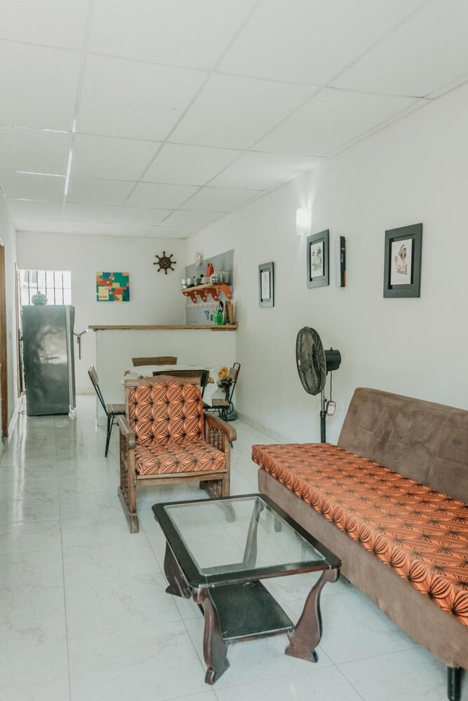 Hostal Acuarius