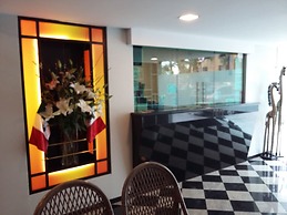 Hotel Dharma