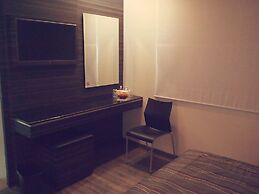 Hotel Dharma