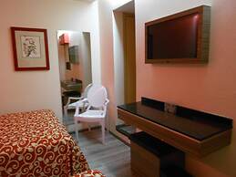 Hotel Dharma
