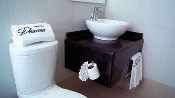 Hotel Dharma